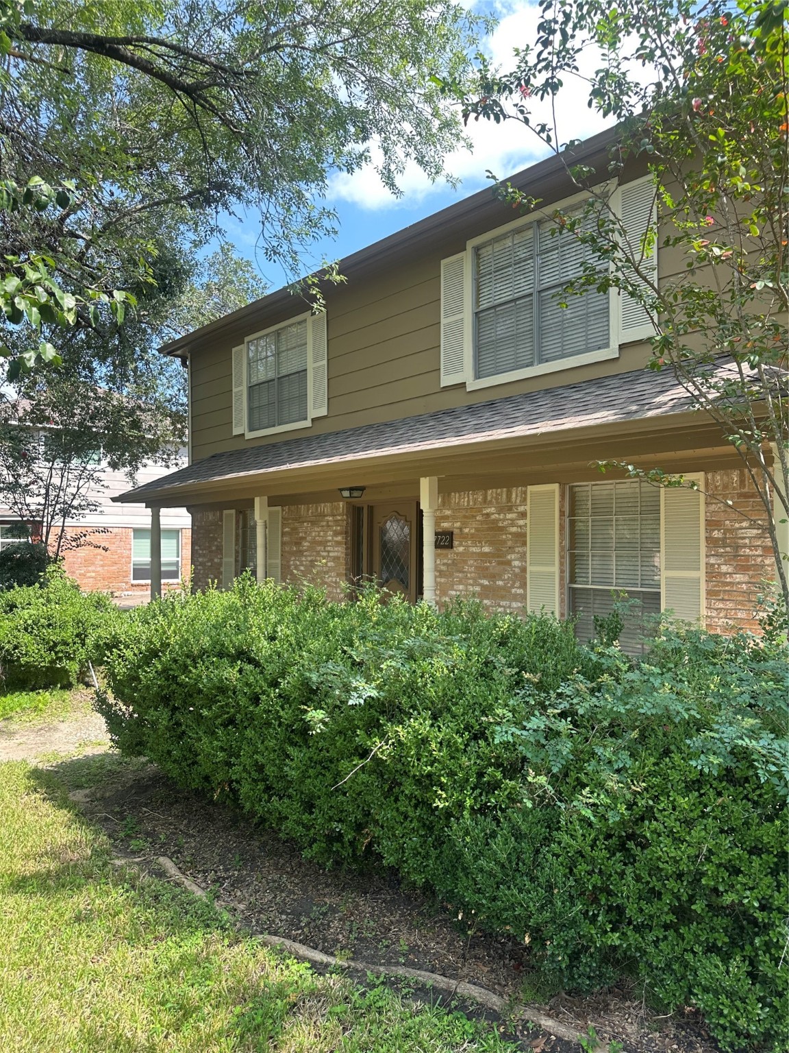 17722 Sorrell Ridge Drive Spring, TX 77388 - Photo 12 of 37 a front view of a house with plants and trees