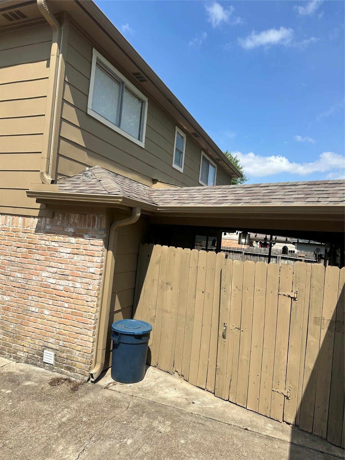 17722 Sorrell Ridge Drive Spring, TX 77388 - Photo 13 of 37 a front view of a house