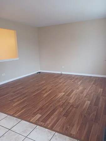 $2,600 | 546 Fawn Court, Carol Stream, IL 60188