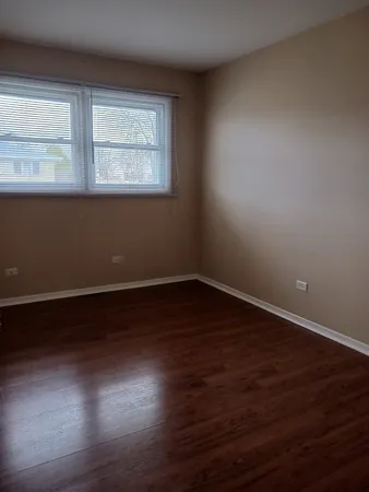 $2,600 | 546 Fawn Court, Carol Stream, IL 60188