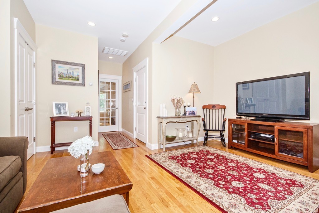 105 Rutherford Avenue, Unit 2 Boston, MA 02129 - Photo 2 of 14 Gallery Image 2