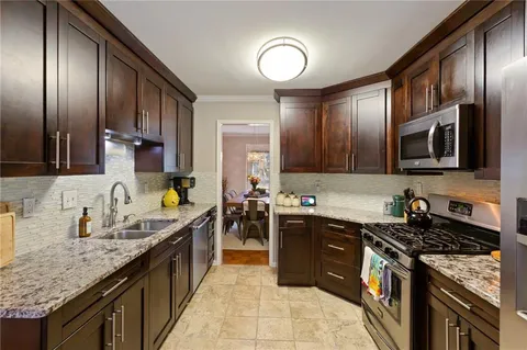 $350,000 | 2587 Salem Crossing, Tucker, GA 30084