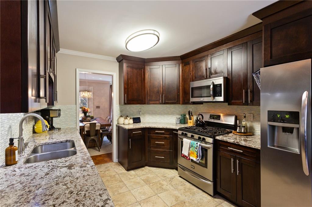 2587 Salem Crossing Tucker, GA 30084 - Photo 20 of 55