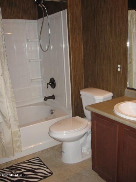 4818 West Lessing Lane Tucson, AZ 85742 - Photo 3 of 10