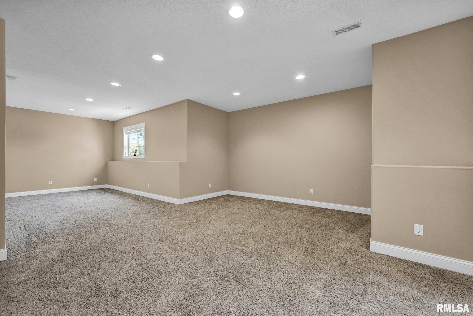 11215 North Country Ridge Lane Dunlap, IL 61525 - Photo 25 of 44 Gallery Image 25