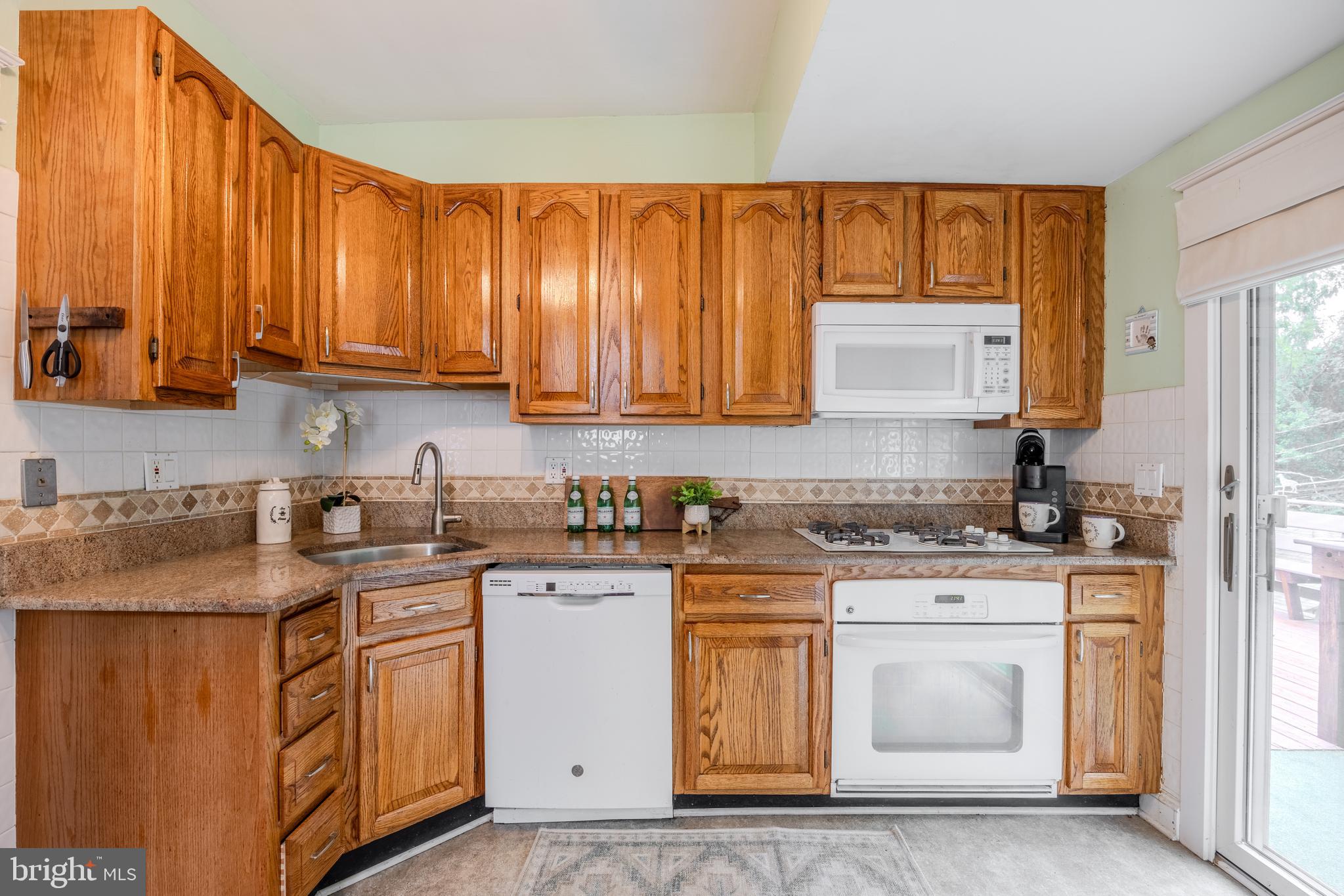 51 Edmondson Ridge Road Catonsville, MD 21228 - Photo 17 of 56