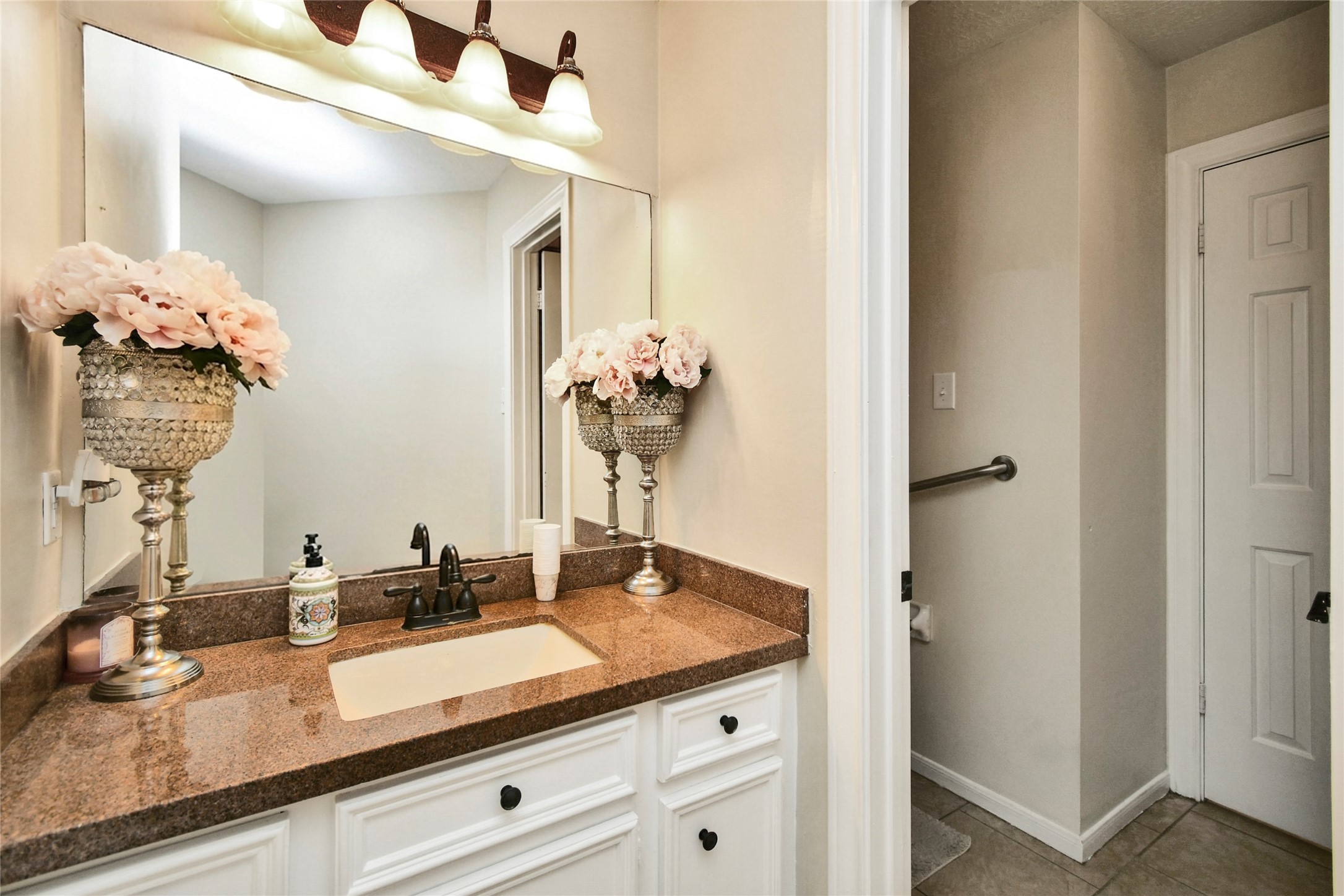 17311 Rothko Lane Spring, TX 77379 - Photo 26 of 37 Second bathroom