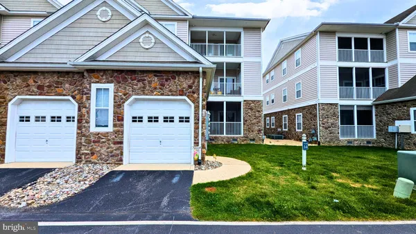 $275,000 | 4401 D Summer Brook Lane, Unit 4401D, Milford, DE 19963