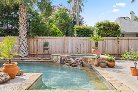 $799,000 | 205 Mission Hills Drive, Broussard, LA 70518