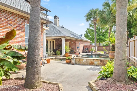 $799,000 | 205 Mission Hills Drive, Broussard, LA 70518