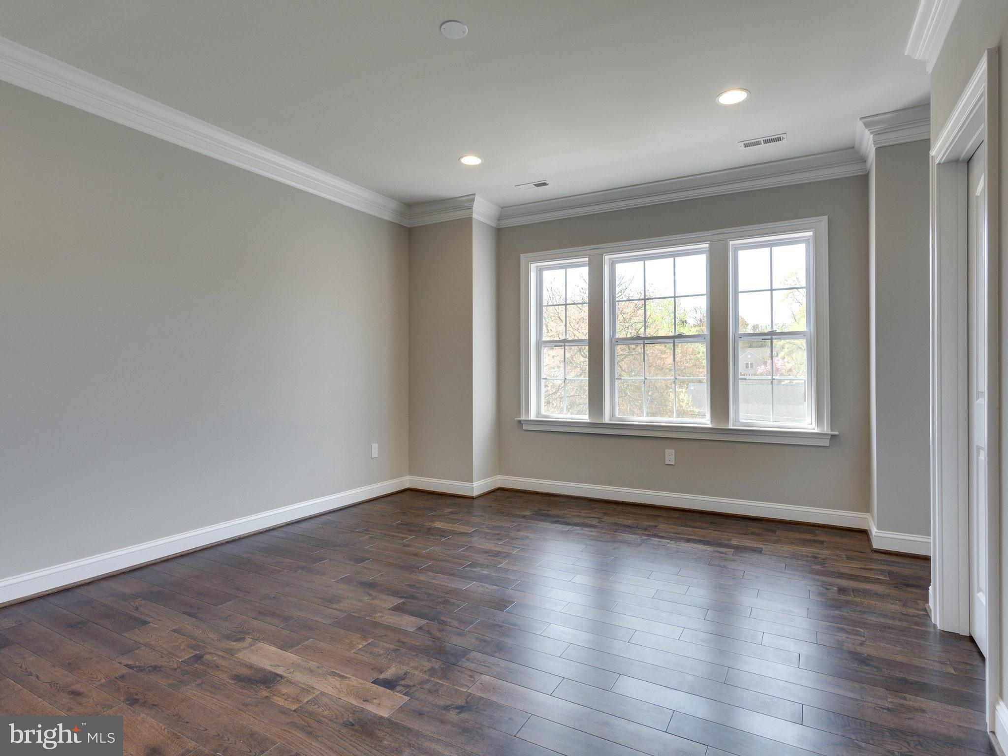369 Court House Road Southwest Vienna, VA 22180 - Photo 22 of 29 Bedroom