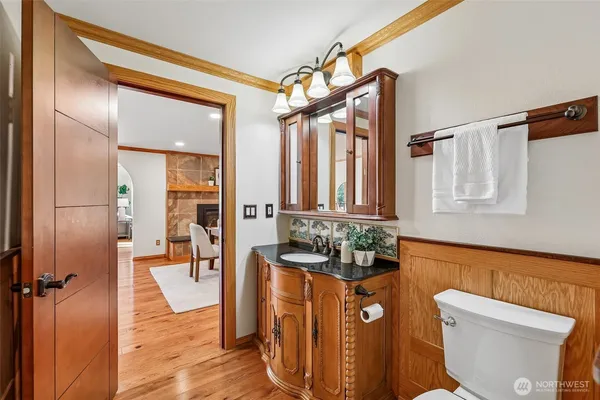 $1,280,000 | 19034 364th Avenue Southeast, Maple Valley, WA 98038