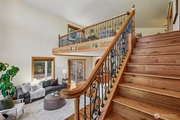 $1,280,000 | 19034 364th Avenue Southeast, Maple Valley, WA 98038