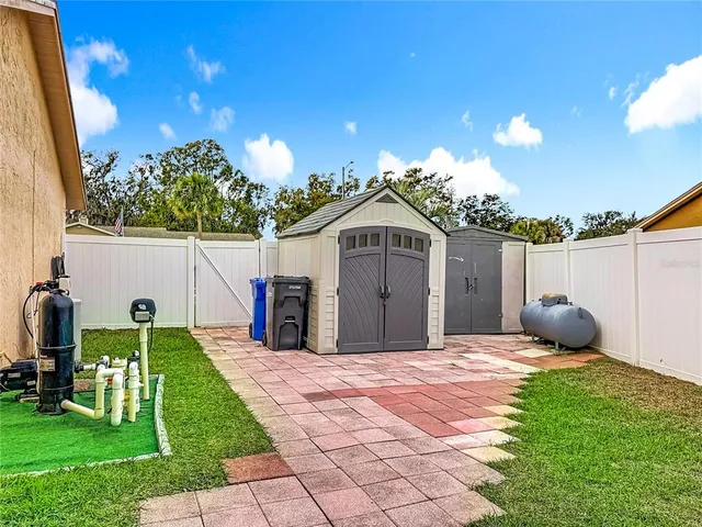 a view of a tennis court