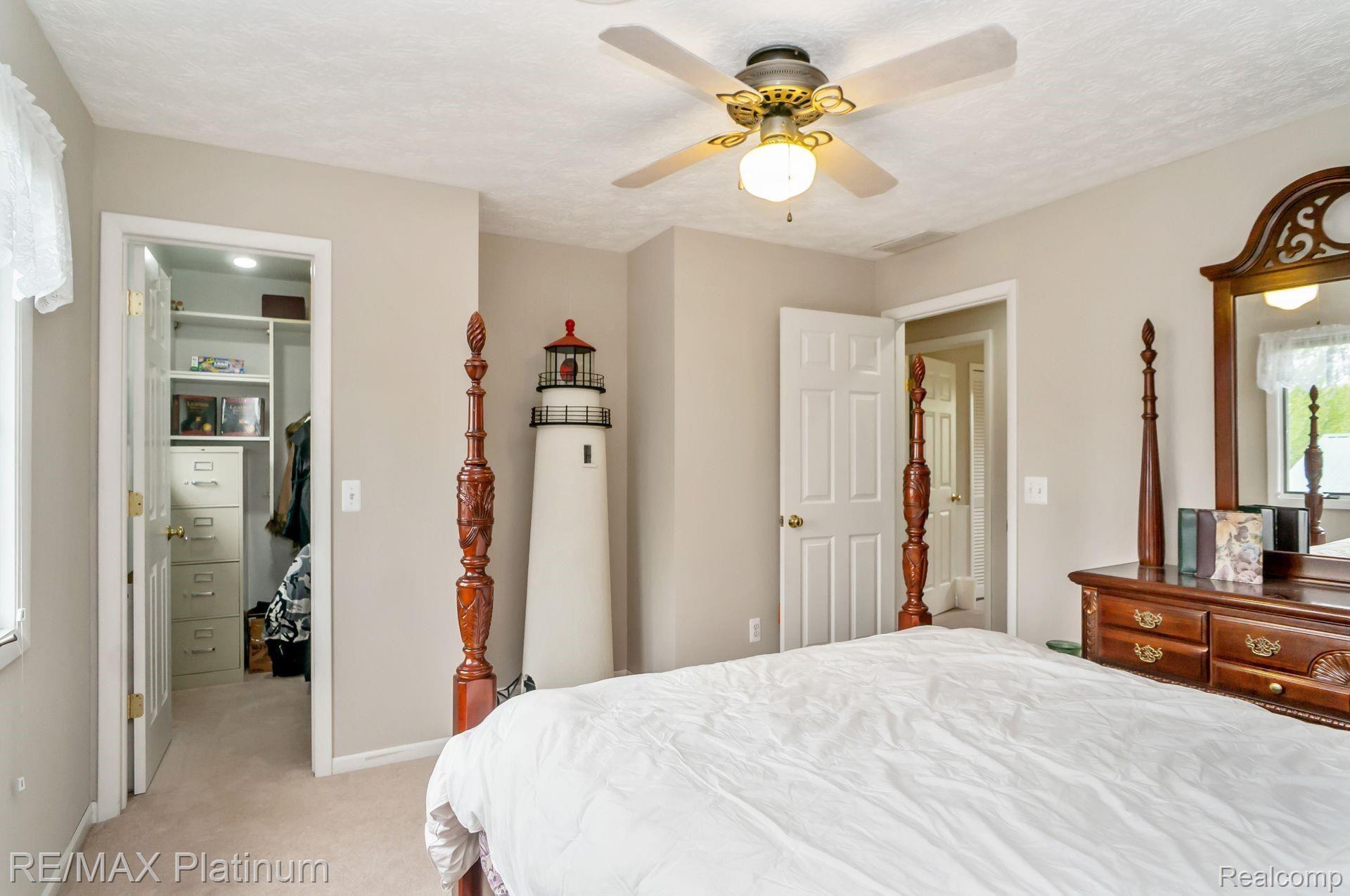 4774 West Coon Lake Road Howell, MI 48843 - Photo 19 of 36 20.jpg