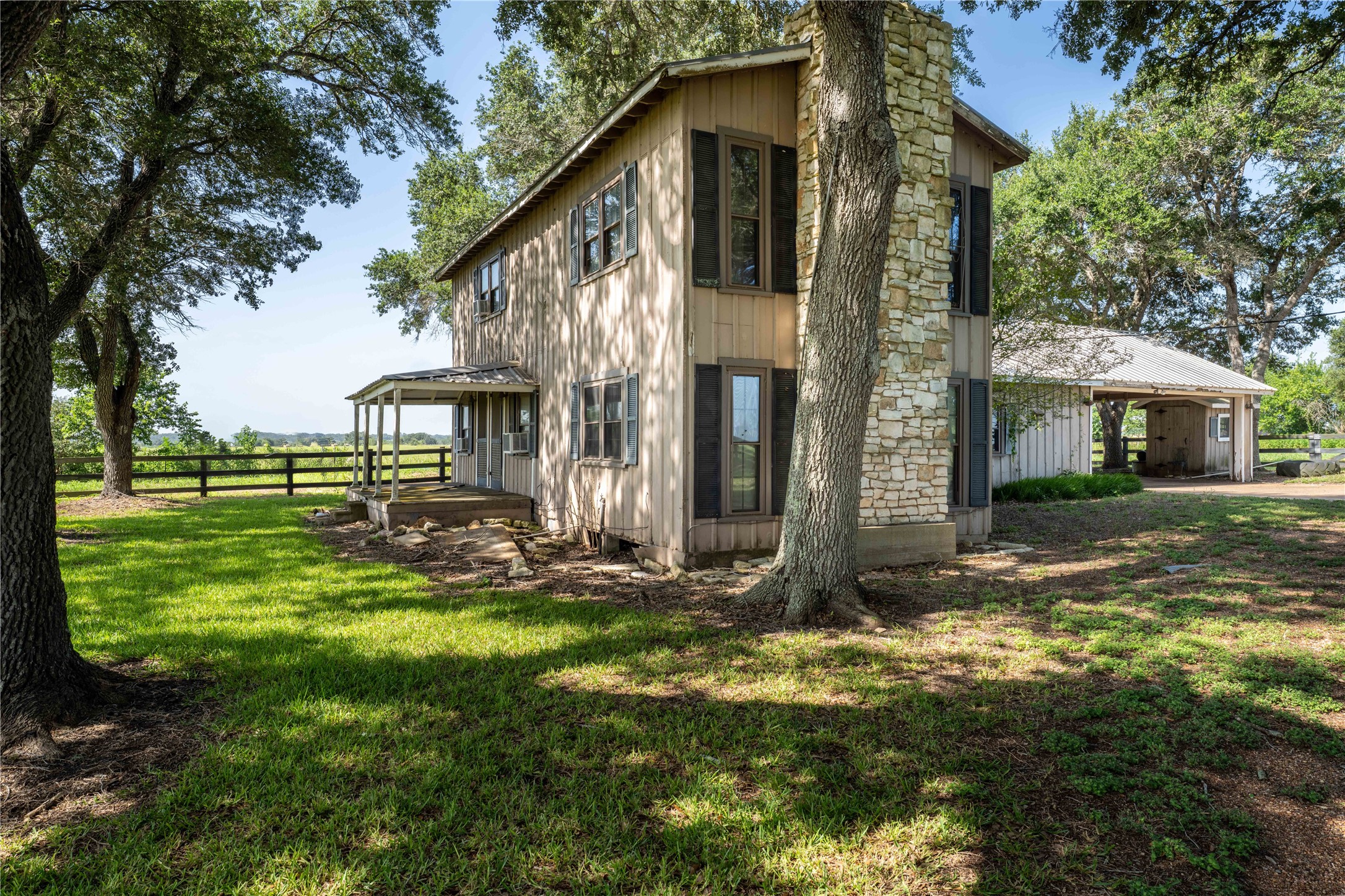 4038 Farek-Loth Road Schulenburg, TX 78956 - Photo 7 of 25