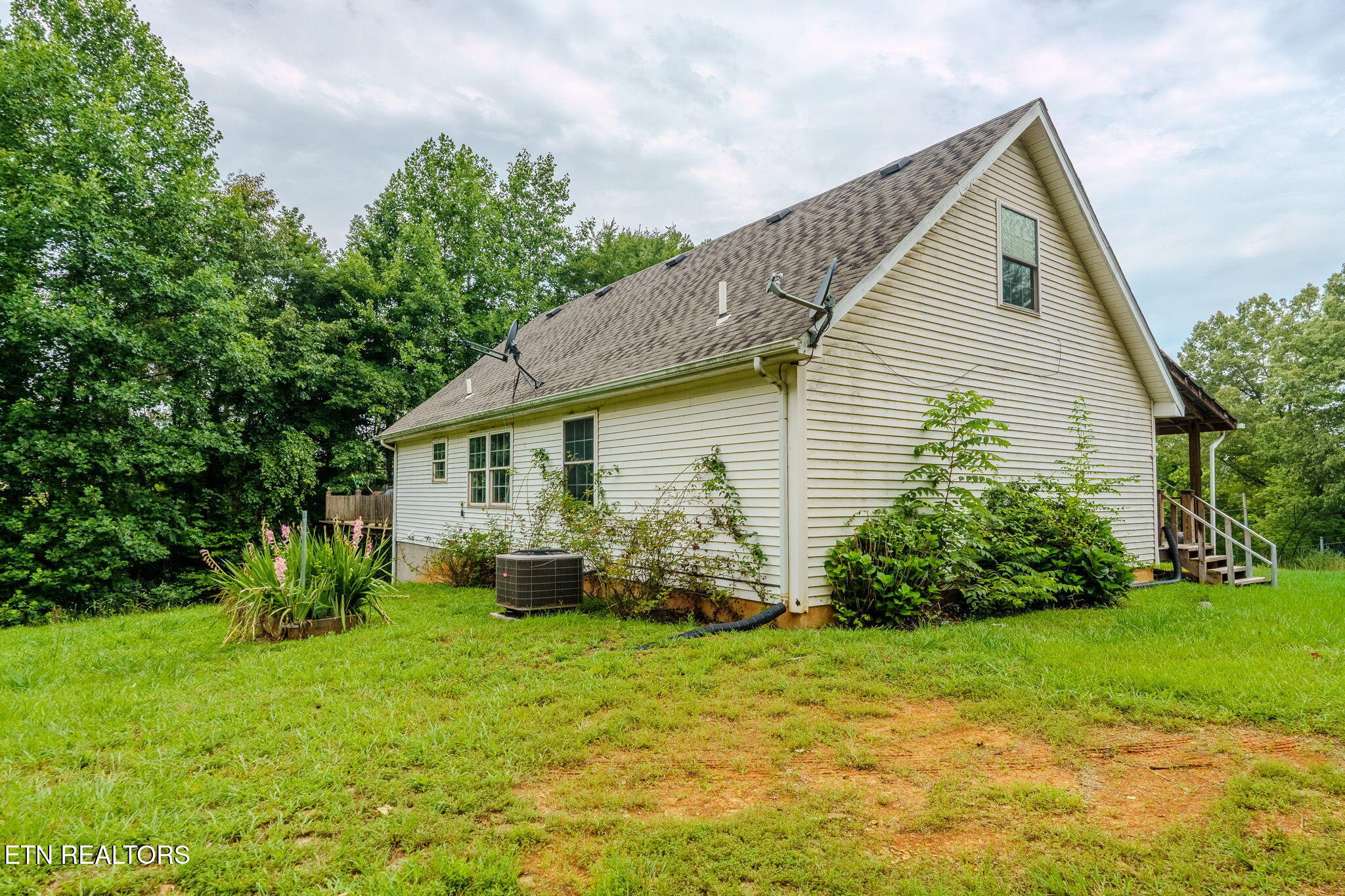 1985 Poplar Springs Road Greeneville, TN 37743 - Photo 29 of 32 2-web-or-mls-1985-poplar-springs-rd