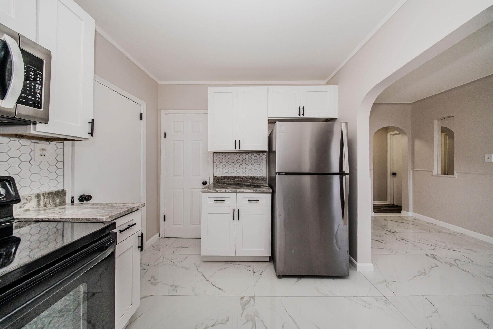 11036 Studebaker Avenue Warren, MI 48089 - Photo 26 of 61 025_31