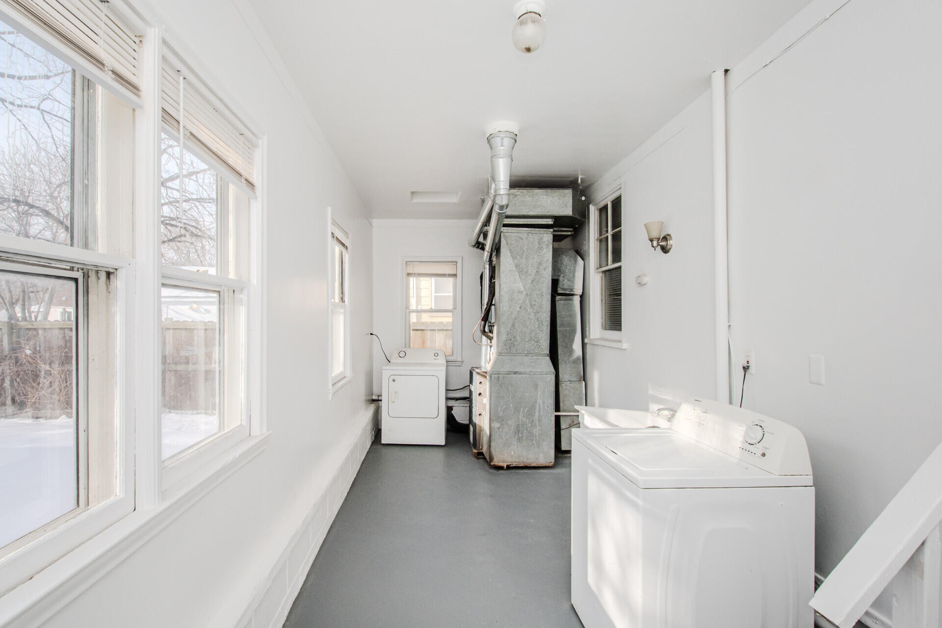 11036 Studebaker Avenue Warren, MI 48089 - Photo 28 of 61 027_34