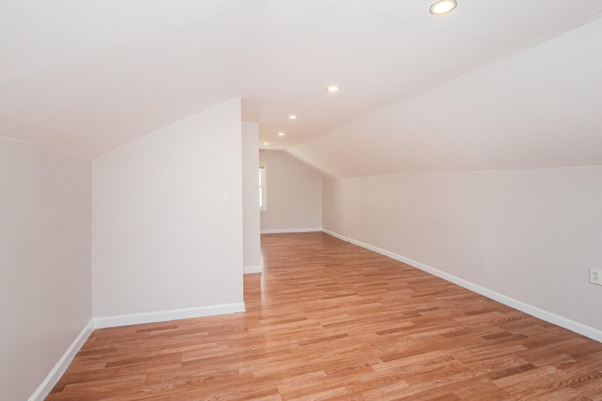 11036 Studebaker Avenue Warren, MI 48089 - Photo 49 of 61 048_54