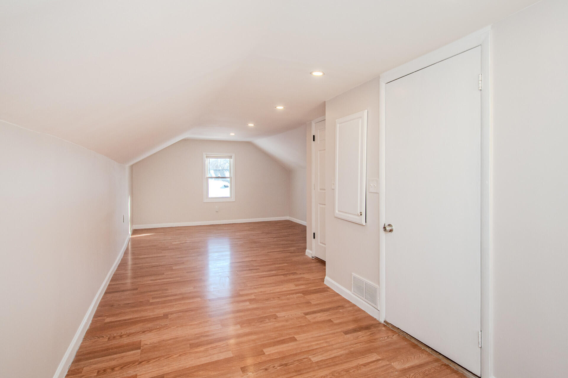 11036 Studebaker Avenue Warren, MI 48089 - Photo 52 of 61 051_58