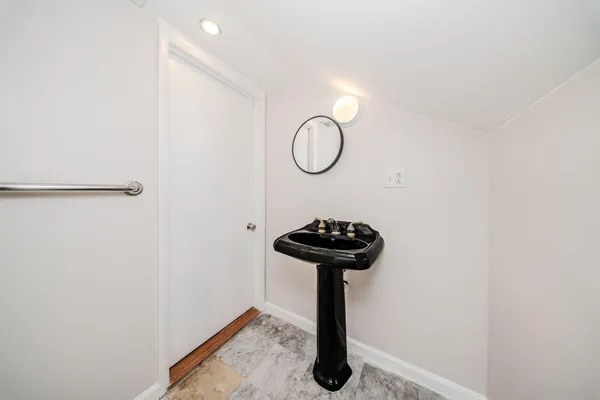 $150,000 | 11036 Studebaker Avenue, Warren, MI 48089