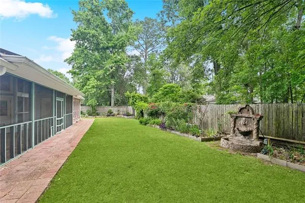 $560,000 | 1306 Woodmere Drive, Mandeville, LA 70471