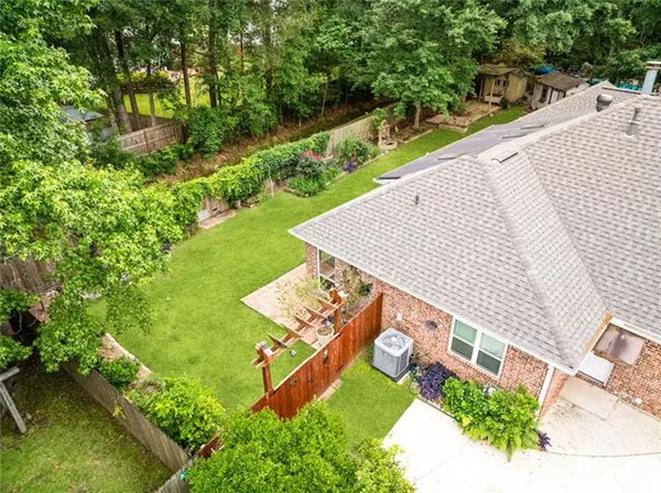 $560,000 | 1306 Woodmere Drive, Mandeville, LA 70471