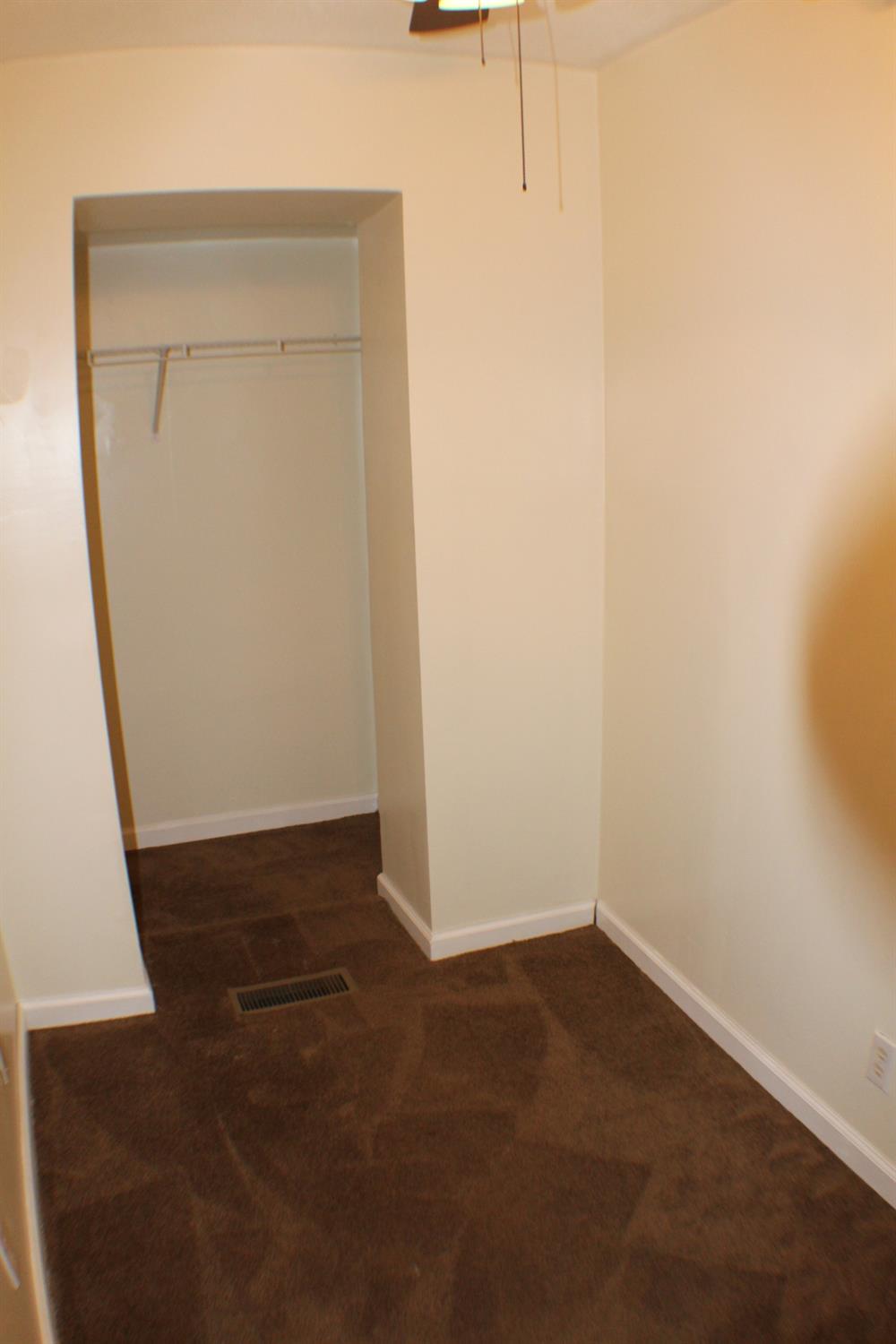 109 South Walnut Street Rising Sun, IN 47040 - Photo 37 of 42 Apt 1