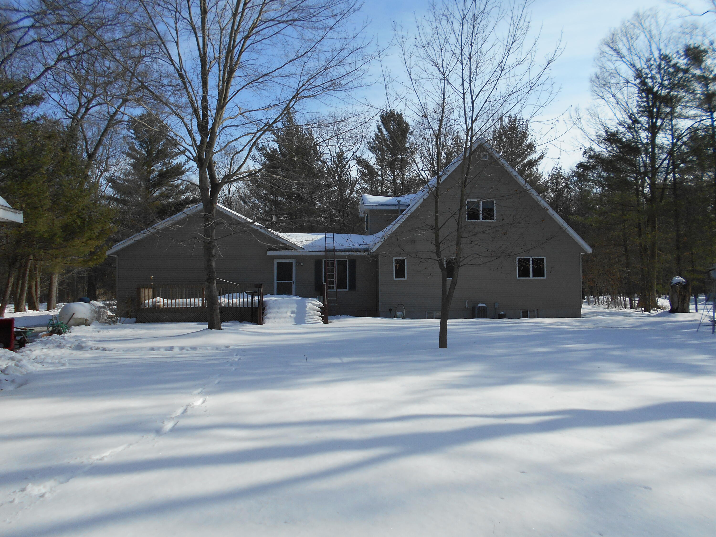 8335 Lamos Road Montague, MI 49437 - Photo 4 of 36 View of back home