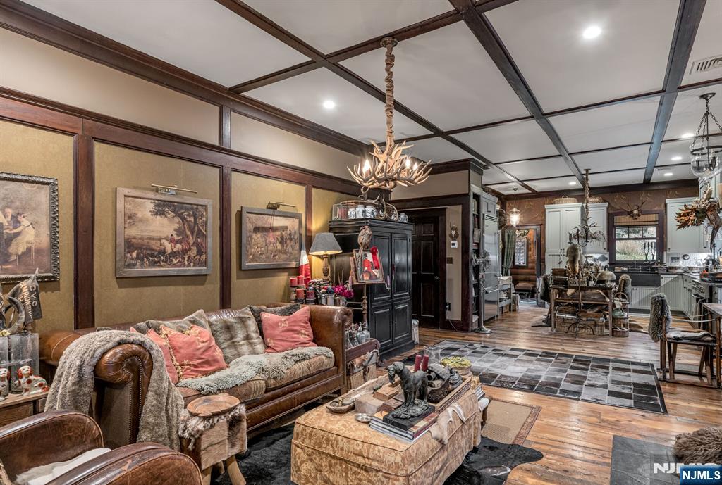 26 Short Road Bloomingdale, NJ 07420 - Photo 12 of 46 a living room with furniture
