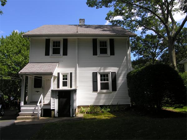 31 Fairview Road Needham, MA 02492 - Photo 4 of 20