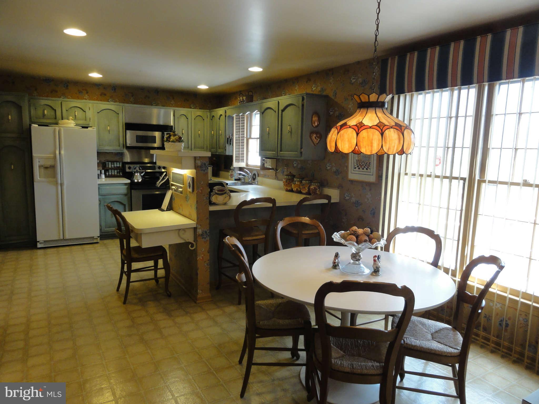 1340 Winding Waye Lane Silver Spring, MD 20902 - Photo 10 of 25 Kitchen
