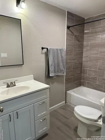 $220,000 | 204 South Burton Street, Karnes City, TX 78118