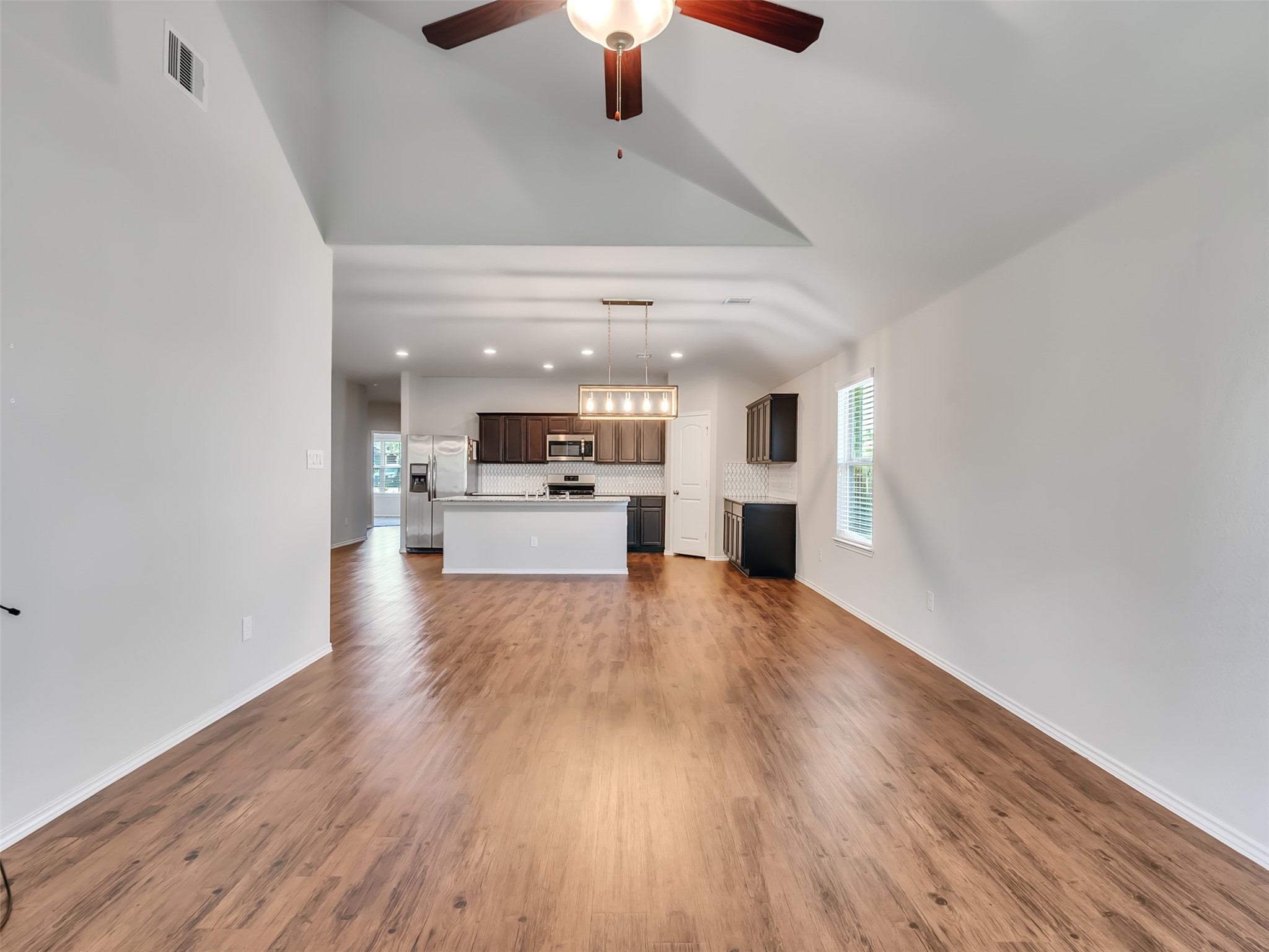 14106 Locke Point Court Conroe, TX 77384 - Photo 19 of 37