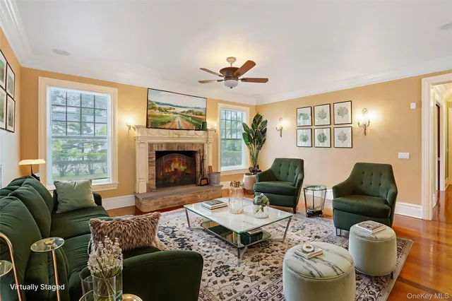 $2,175,000 | 52 Brushy Neck Lane, Westhampton, NY 11977