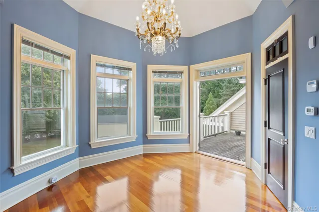 $2,175,000 | 52 Brushy Neck Lane, Westhampton, NY 11977