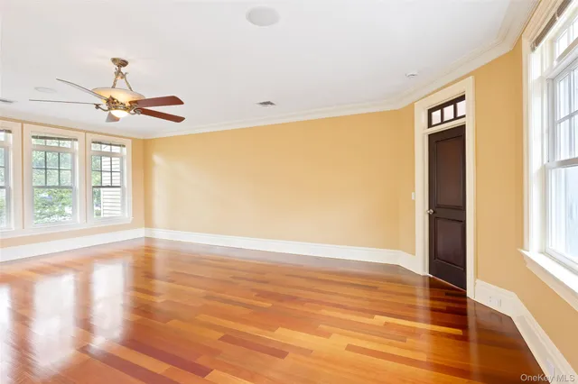 $2,175,000 | 52 Brushy Neck Lane, Westhampton, NY 11977