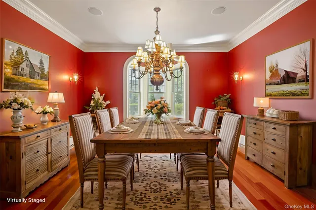 $2,175,000 | 52 Brushy Neck Lane, Westhampton, NY 11977