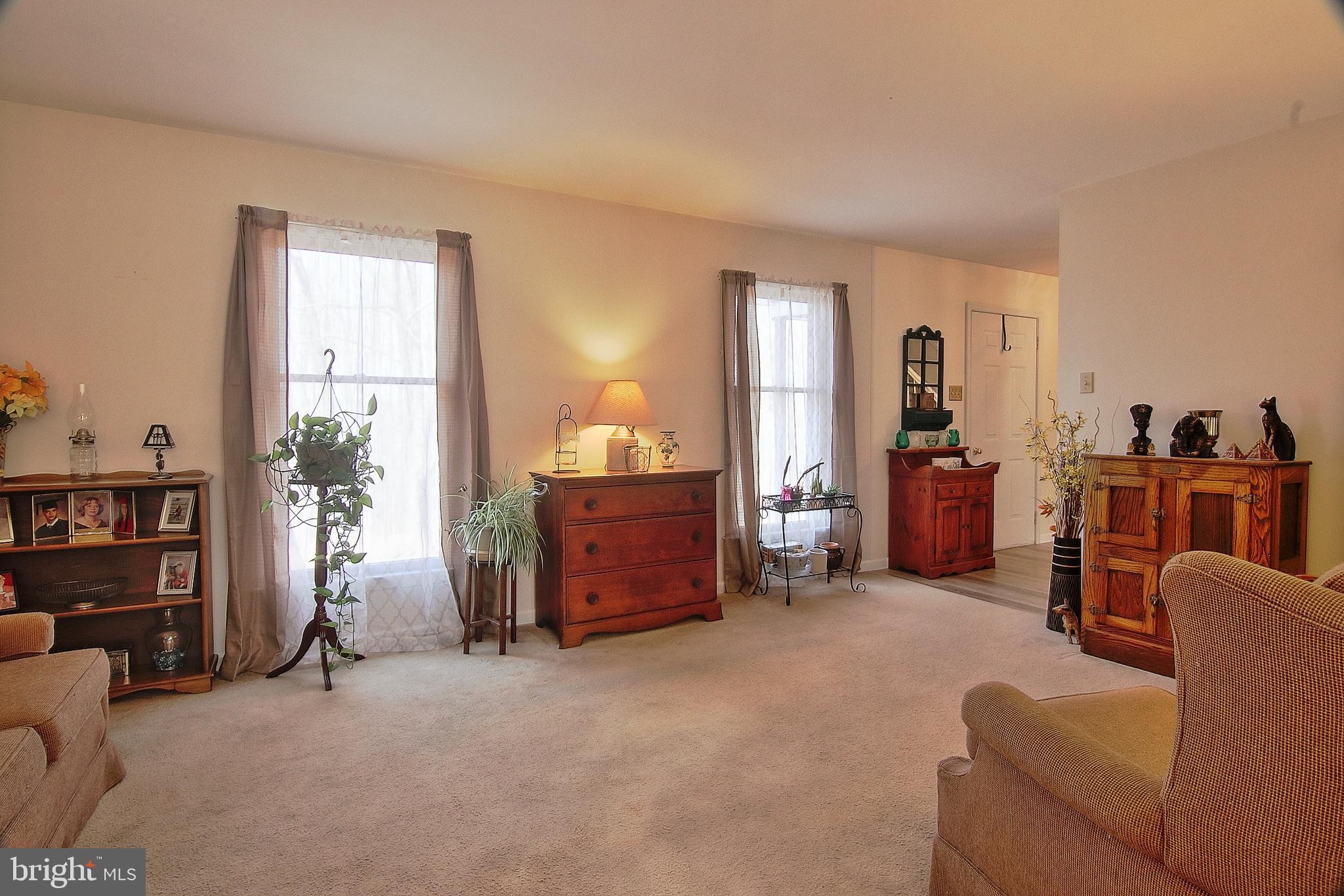 169 Henry Road Barto, PA 19504 - Photo 16 of 36 Living Room