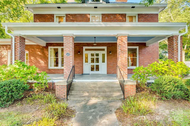 $589,000 | 3 Kings Mountain Street, York, SC 29745