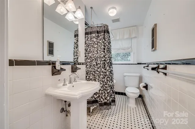 $589,000 | 3 Kings Mountain Street, York, SC 29745