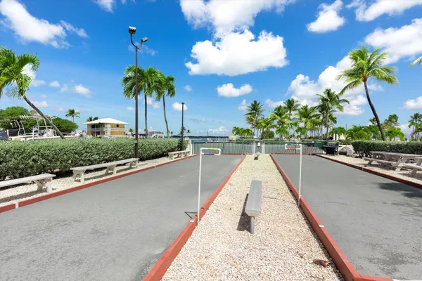 $669,000 | 701 Spanish Main Drive, Unit 374, Cudjoe, FL 33042