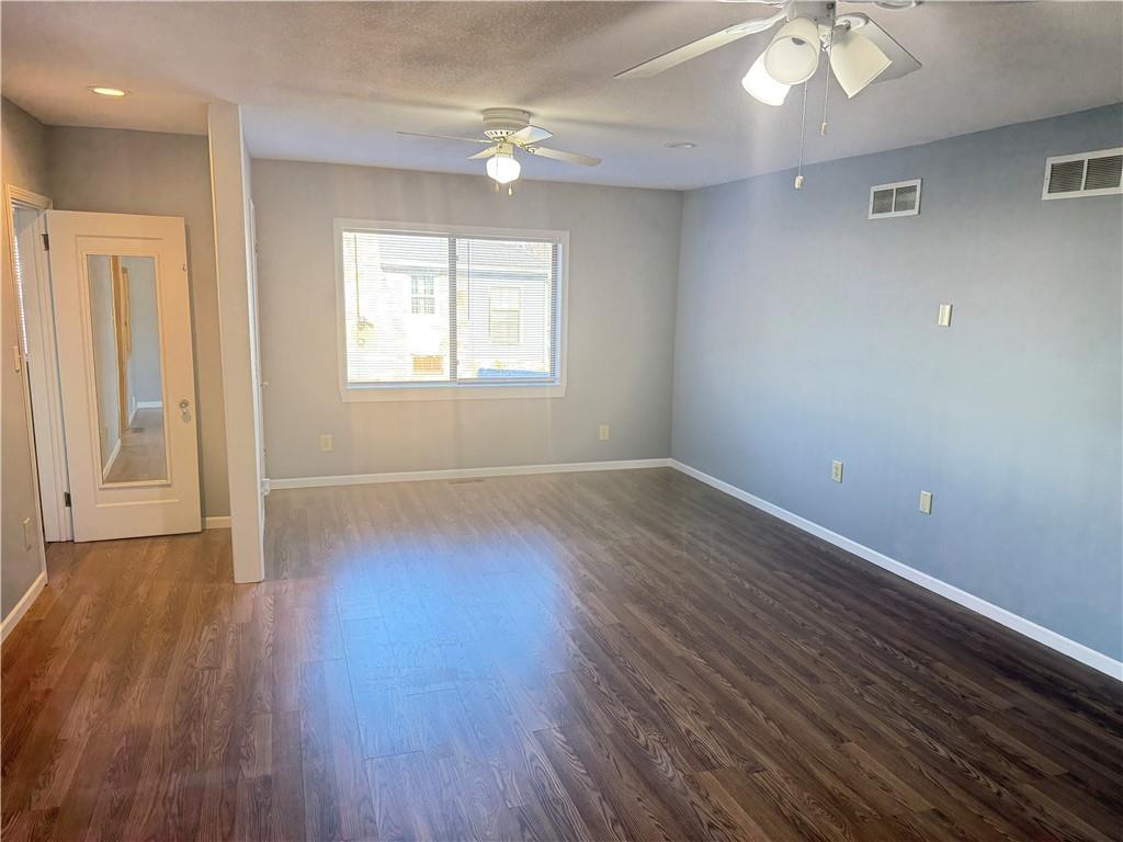 31435 Lofty Lane Edwards, MO 65326 - Photo 2 of 33