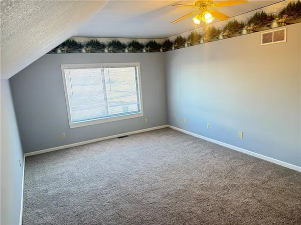 $450,000 | 31435 Lofty Lane, Edwards, MO 65326