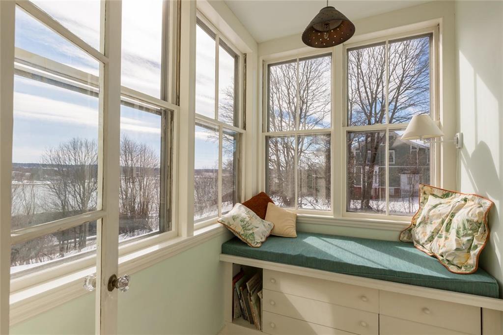 380 Danforth Street Portland, ME 04102 - Photo 8 of 27 Warm and cozy sunroom adjacent to...
