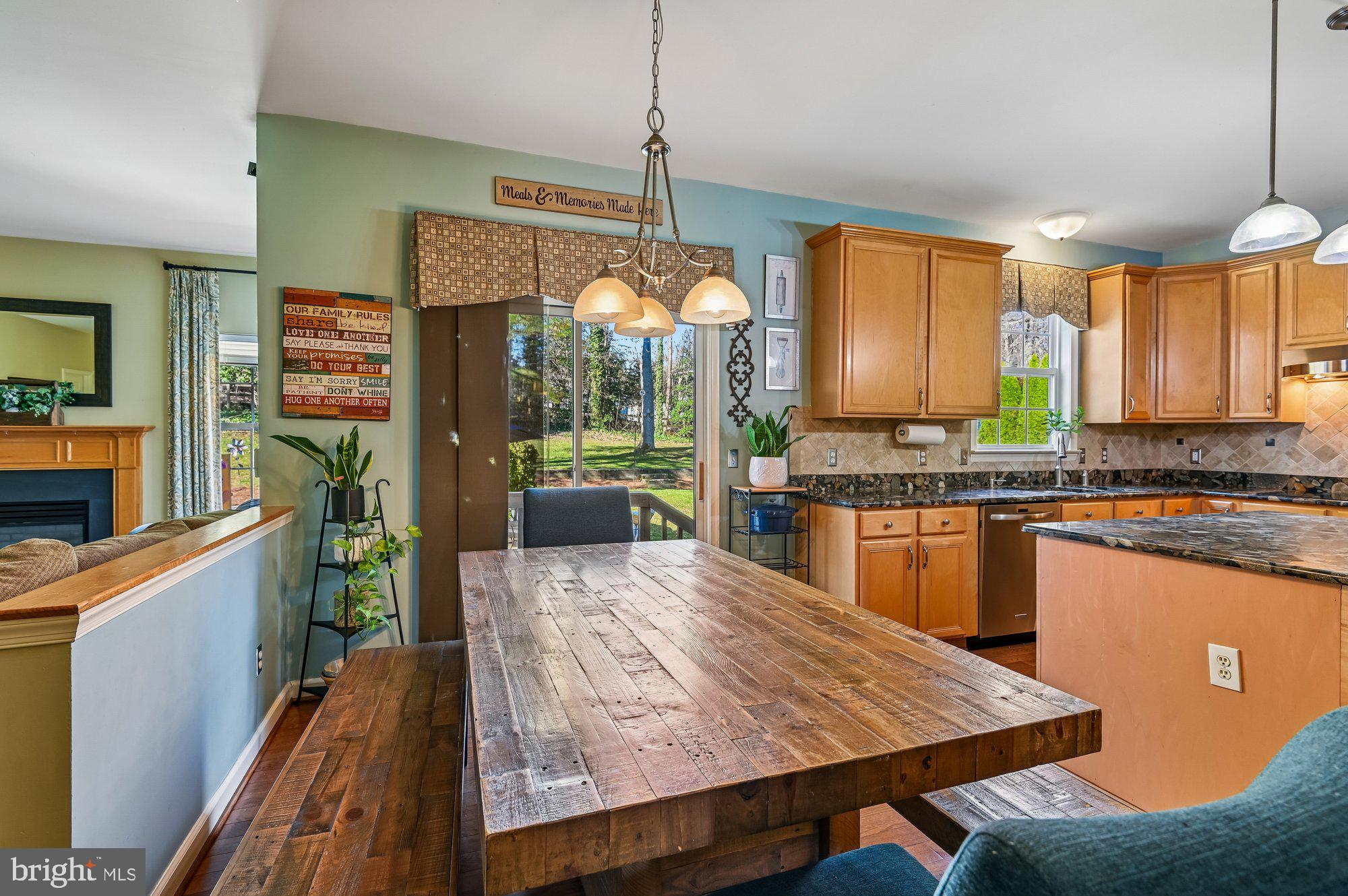 3225 Homewood Road Davidsonville, MD 21035 - Photo 13 of 40 Breakfast Area