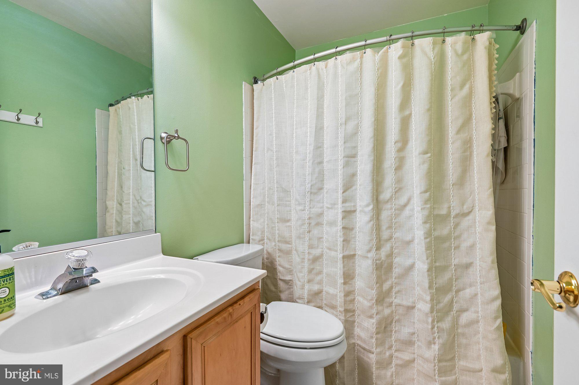 3225 Homewood Road Davidsonville, MD 21035 - Photo 25 of 40 Bath -Bedroom 4 ensuite