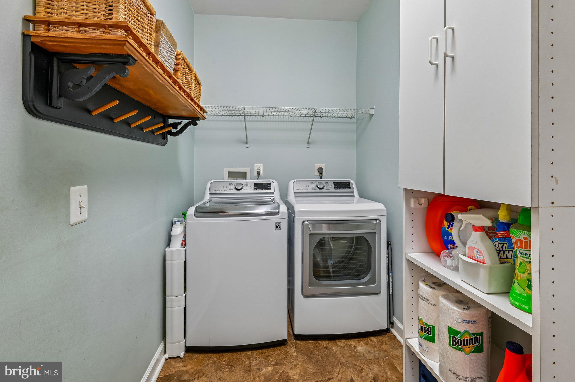 3225 Homewood Road Davidsonville, MD 21035 - Photo 34 of 40 Main Level Laundry