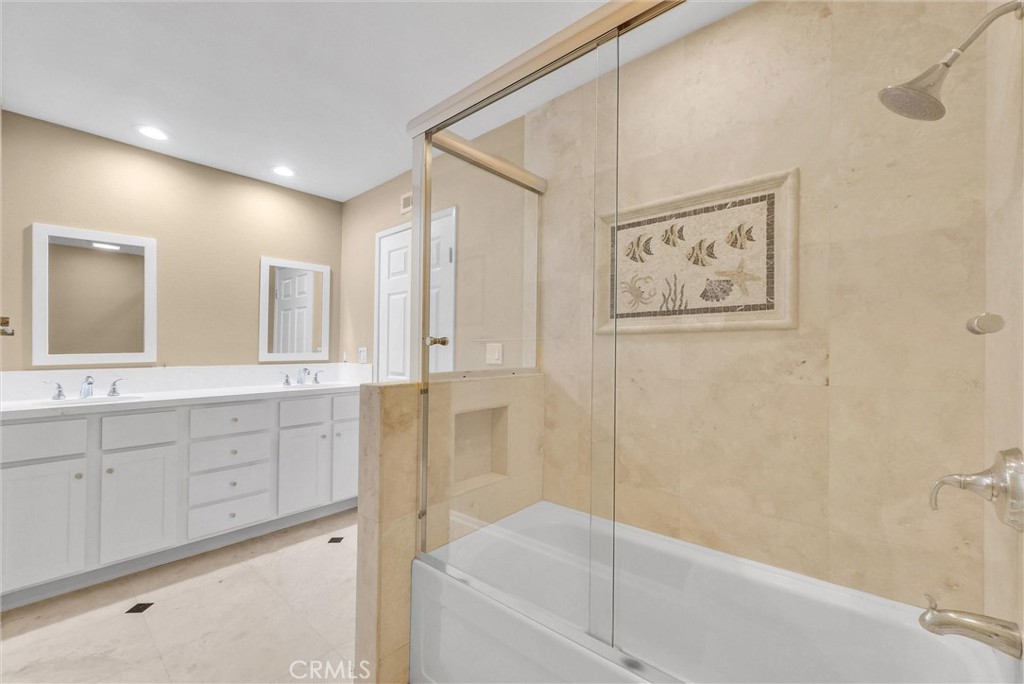 48 Wetstone Irvine, CA 92604 - Photo 12 of 20